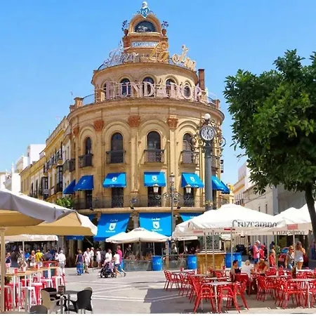 Puerta Bahia Parking Gratis ,desayuno De Cortesia,15 Min Playa * 赫雷斯